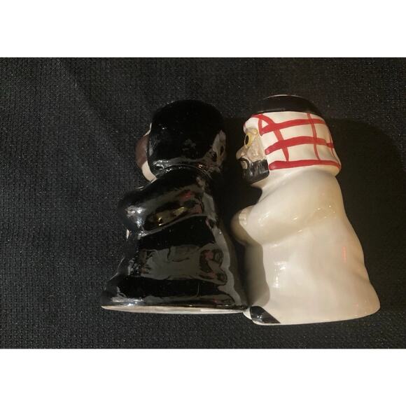 Rare Muslim Couple Salt and Pepper Shaker EURO Collection Dubai Made in P.R.C. - Picture 7 of 11